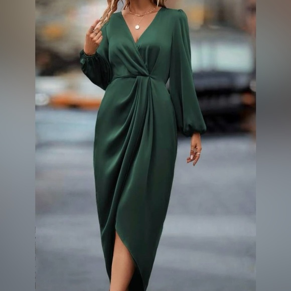 green emerald velvet dress SHEIN Modely Women's Solid Color Simple Long Sleeve Knit Sweater Dress |  Dress